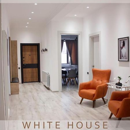 White House Villa Tbilisi ภายนอก รูปภาพ