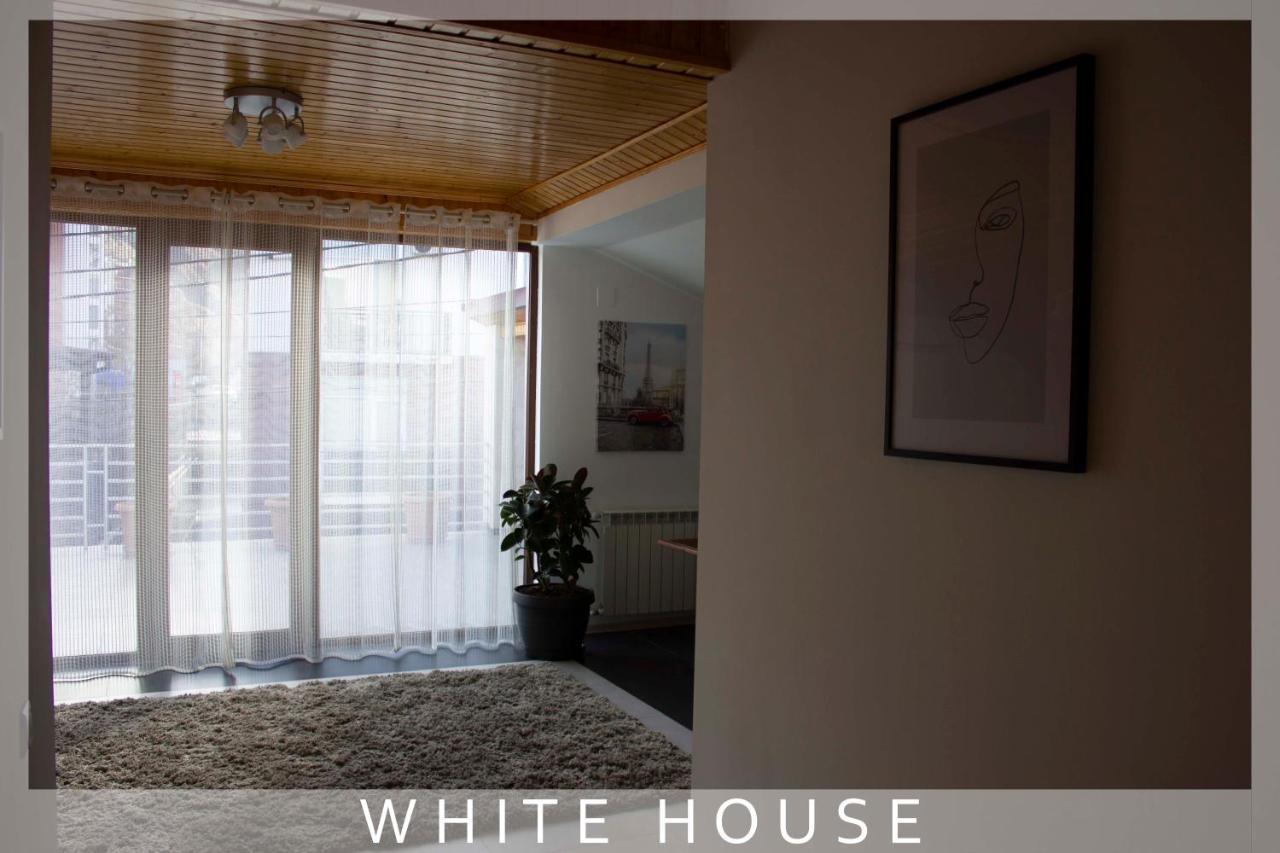 White House Villa Tbilisi ภายนอก รูปภาพ