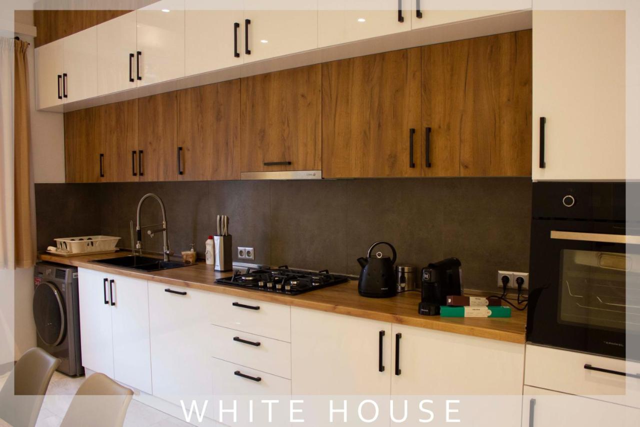 White House Villa Tbilisi ภายนอก รูปภาพ