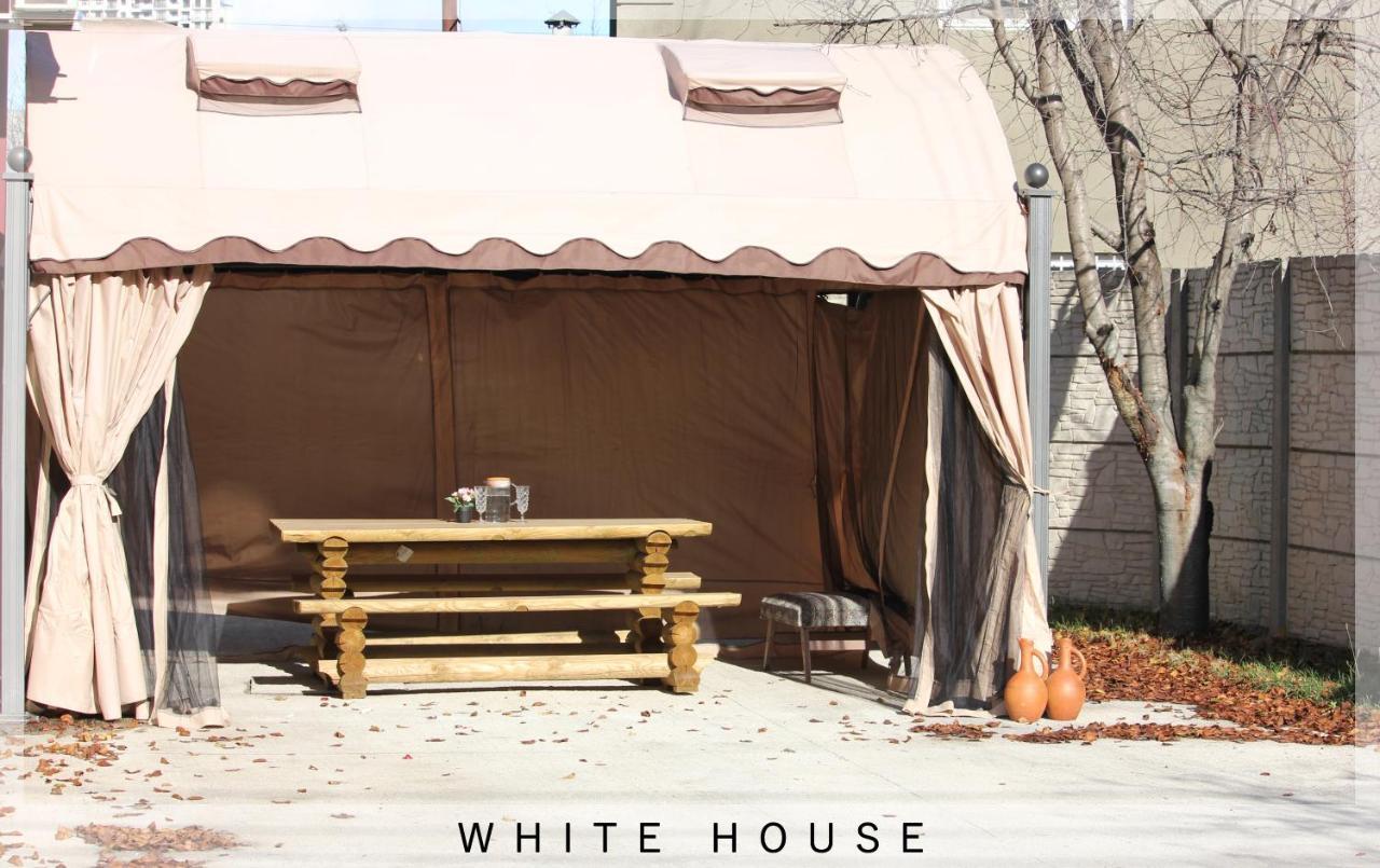 White House Villa Tbilisi ภายนอก รูปภาพ